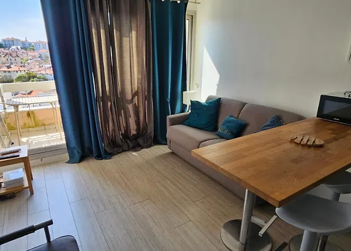 Victoria Centre Grande And Pool